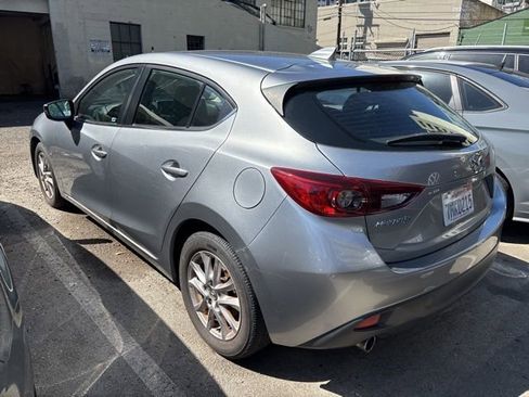 Used 2015 MAZDA MAZDA3 i Grand Touring image 5