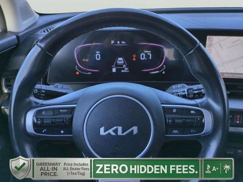 Used 2023 Kia Sportage EX FWD image 26