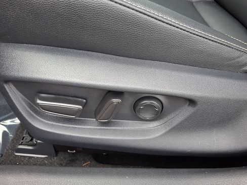 Used 2026 Toyota Camry SE FWD image 15