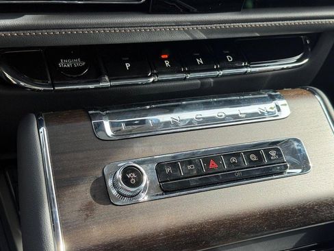 New 2026 Lincoln Aviator Reserve image 14