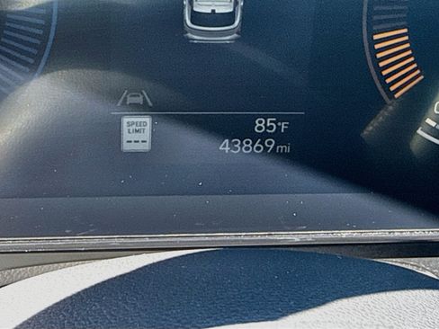 Used 2025 Hyundai Kona SEL AWD/4WD image 19