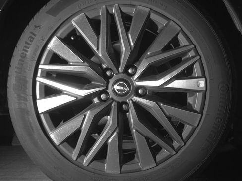 Used 2025 Nissan Altima 2.5 SV image 15