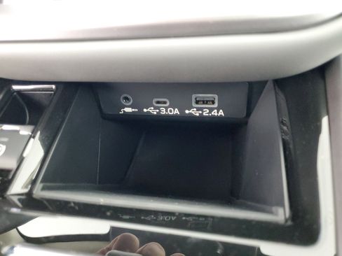 New 2025 Subaru Outback Premium image 18