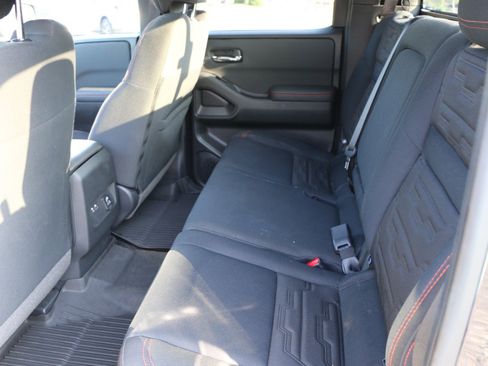 Used 2024 Nissan Frontier PRO-4X w/ Pro Convenience Package AWD/4WD image 32