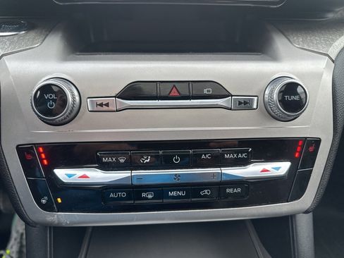 Used 2022 Ford Explorer Timberline image 22