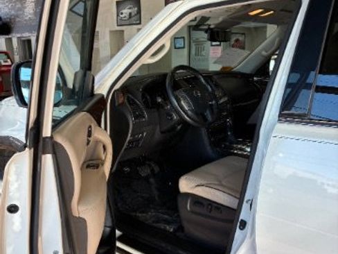 Used 2018 Nissan Armada Platinum w/ Captain Seat Package RWD image 19