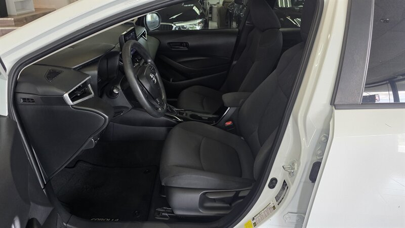 Used 2022 Toyota Corolla LE FWD image 7