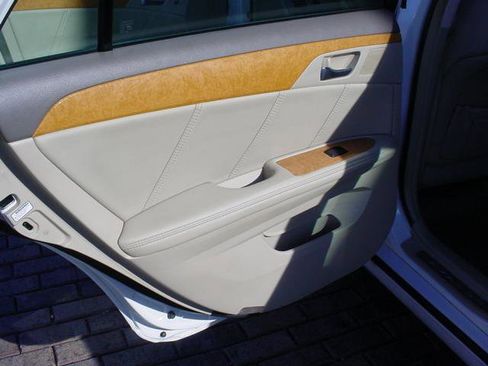 Used 2007 Toyota Avalon XL image 20