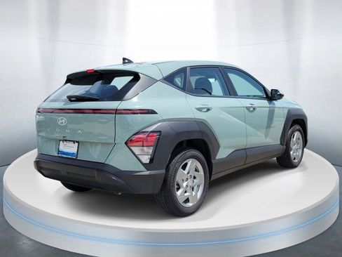 Certified 2026 Hyundai Kona SE FWD image 4