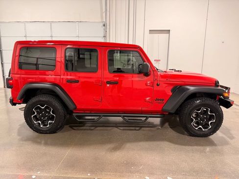Used 2021 Jeep Wrangler Unlimited Sport w/ Sun And Sound Package AWD/4WD image 4