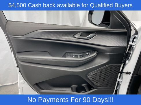 New 2025 Jeep Grand Cherokee L Altitude image 11