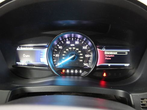 Used 2017 Ford Explorer Limited image 36