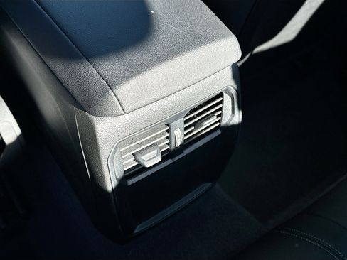 Used 2024 BMW 230i Coupe image 25