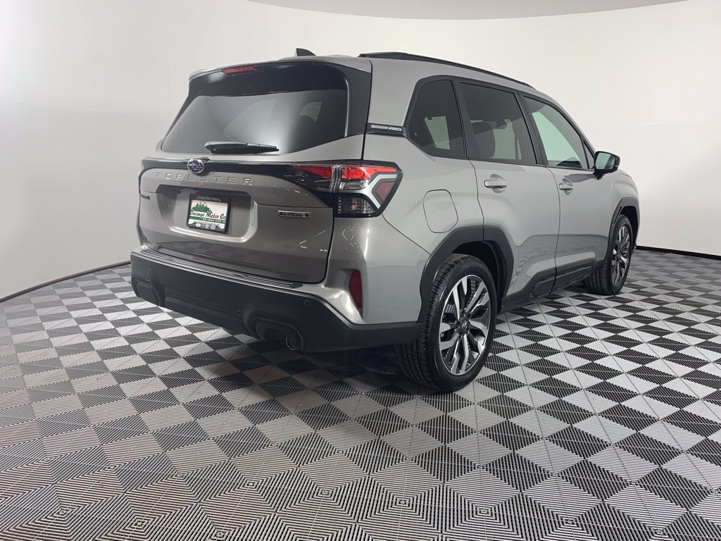 Used 2026 Subaru Forester Touring AWD/4WD image 10