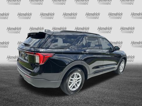 Used 2026 Ford Explorer Active RWD image 10