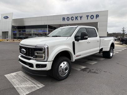 New 2026 Ford F450 Platinum w/ FX4 Off-Road Package