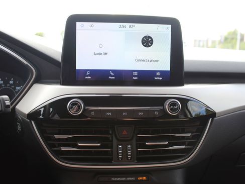 Used 2022 Ford Escape SEL image 18