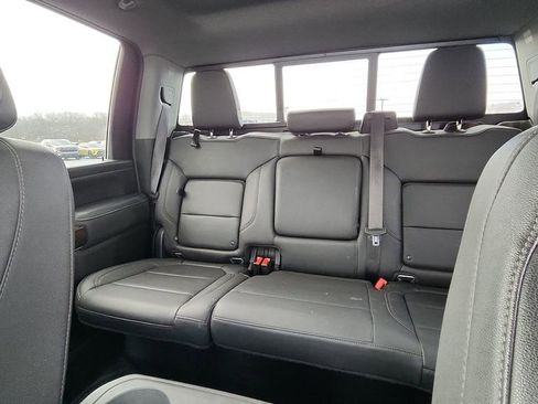 Used 2022 GMC Sierra 3500 SLT w/ SLT Convenience Package image 26