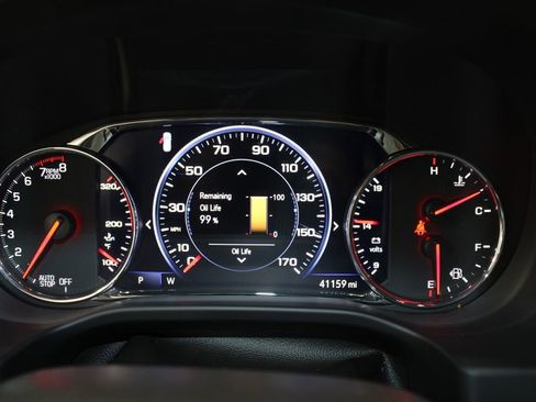 Used 2023 GMC Acadia SLT w/ Elevation Edition image 35