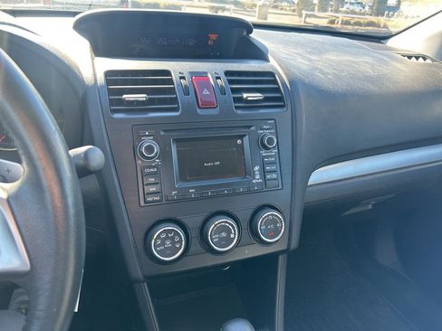 Used 2014 Subaru Crosstrek 2.0i Limited w/ Popular Package #2 image 3