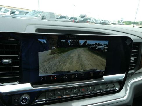 New 2026 Chevrolet Silverado 1500 High Country AWD/4WD image 33