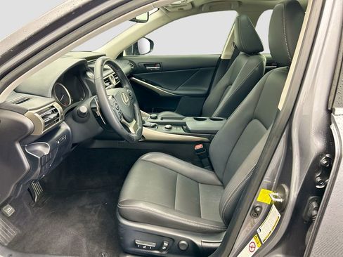 Used 2016 Lexus IS 200t image 17