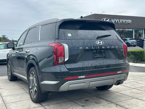 Used 2023 Hyundai Palisade Limited AWD/4WD image 11