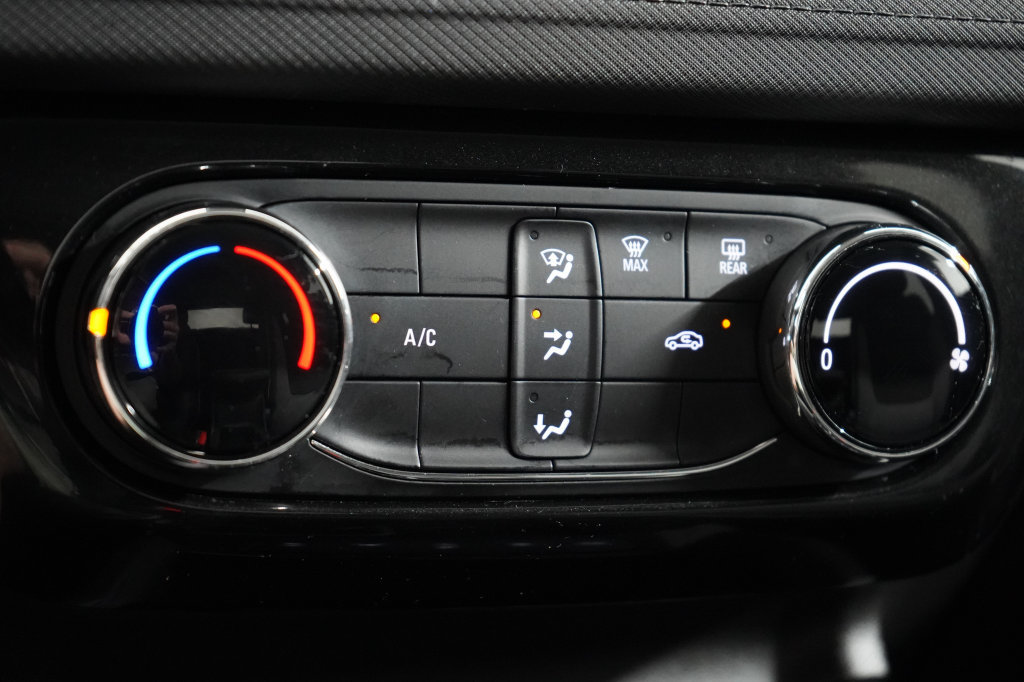 Used 2024 Chevrolet TrailBlazer LT w/ Driver Confidence Package AWD/4WD image 24