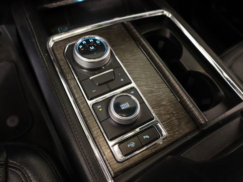 Used 2020 Ford Expedition Max Limited w/ Equipment Group 302A image 9