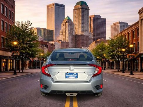 Used 2021 Honda Civic Sport image 5