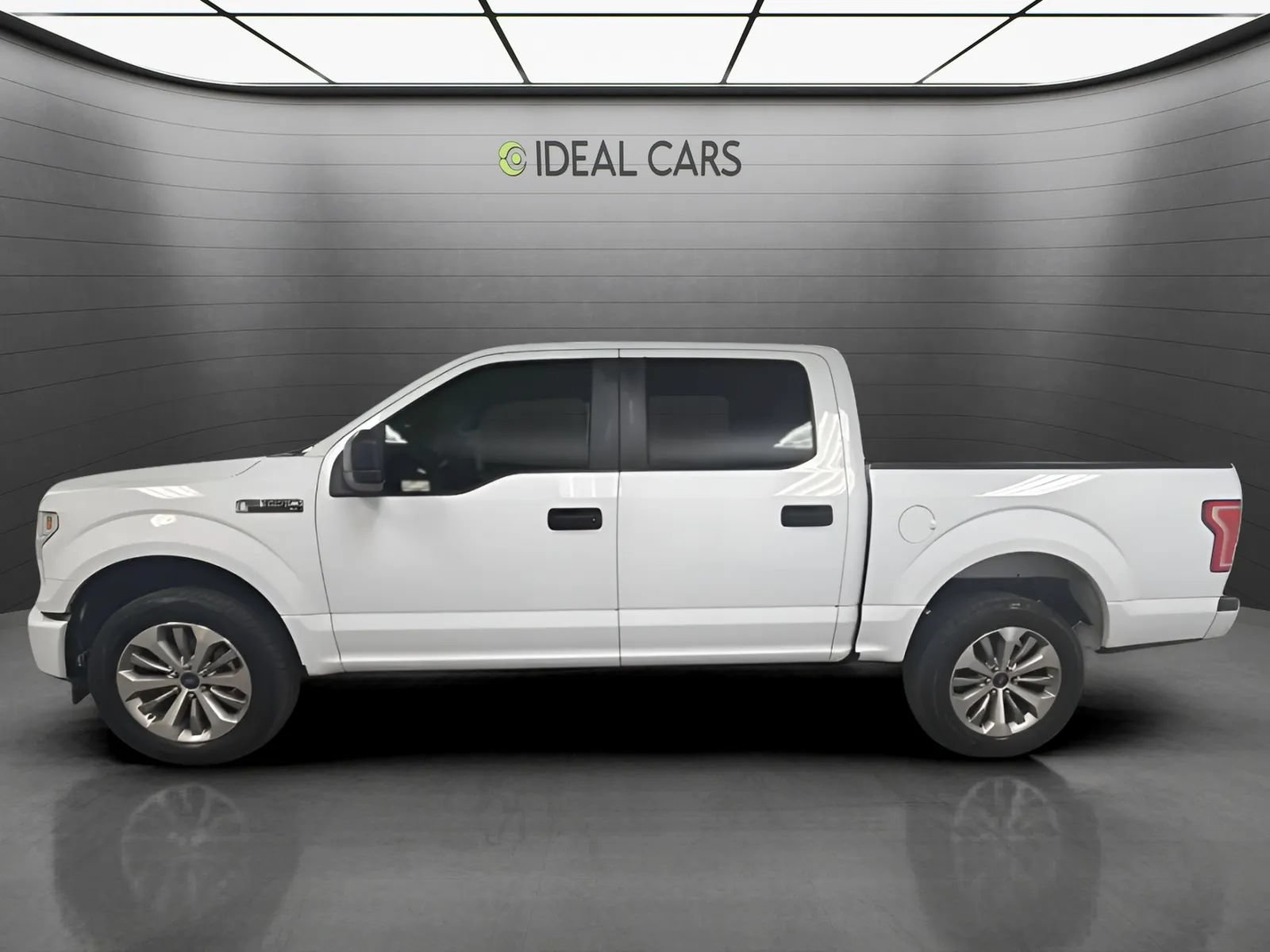 Used 2017 Ford F150 XL w/ Equipment Group 101A Mid AWD/4WD image 8