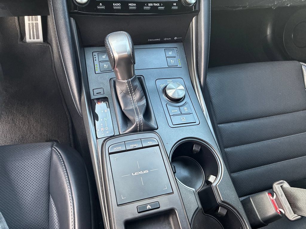 Used 2025 Lexus IS 350 F Sport RWD image 16