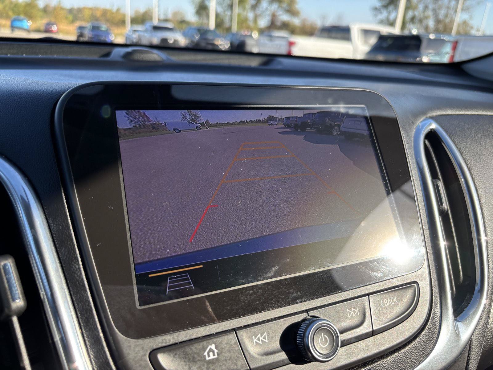 Used 2019 Chevrolet Equinox Premier FWD image 22