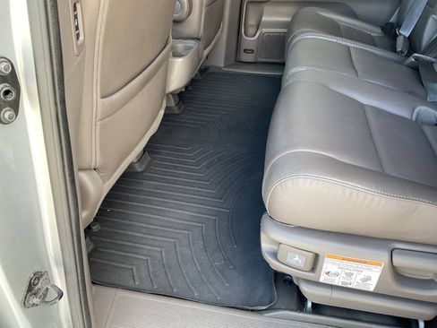 Used 2014 Honda Odyssey Touring Elite image 40