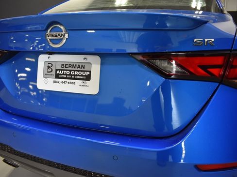 Used 2020 Nissan Sentra SR FWD image 12