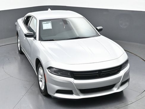 Used 2023 Dodge Charger SXT image 31