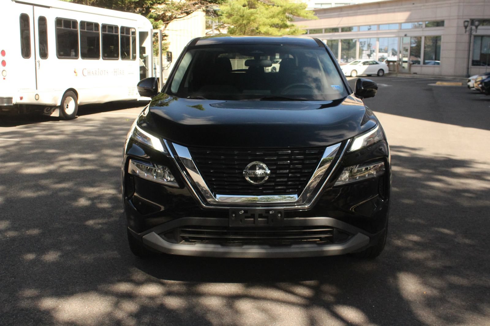 Used 2021 Nissan Rogue SV AWD/4WD image 3