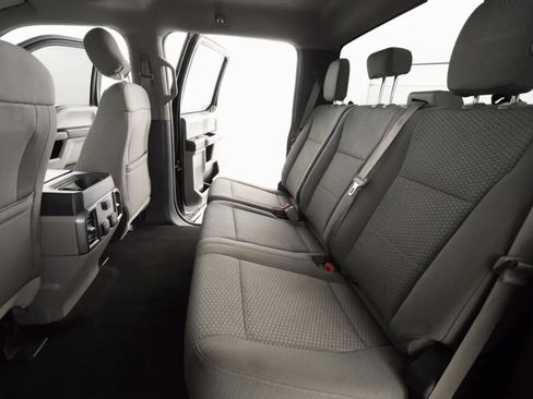 Used 2017 Ford F250 XLT w/ Snow Plow Prep Package image 19