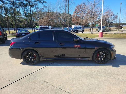 Used 2022 BMW M340i xDrive w/ Premium Package image 9