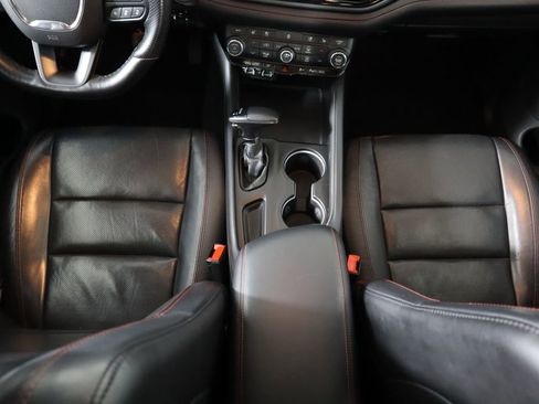 Used 2023 Dodge Durango GT image 17