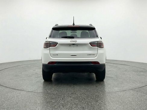 Used 2025 Jeep Compass Limited image 7