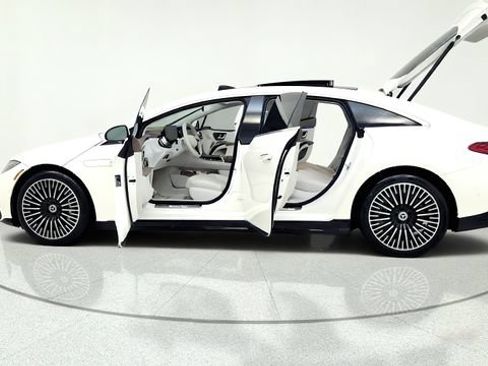 Used 2023 Mercedes-Benz EQS 450+ Sedan image 15