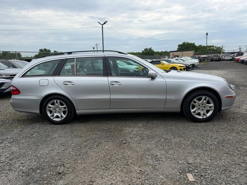 Used 2004 Mercedes-Benz E 320 4MATIC Wagon image 4