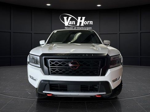 Used 2023 Nissan Frontier PRO-4X w/ Pro Convenience Package image 11