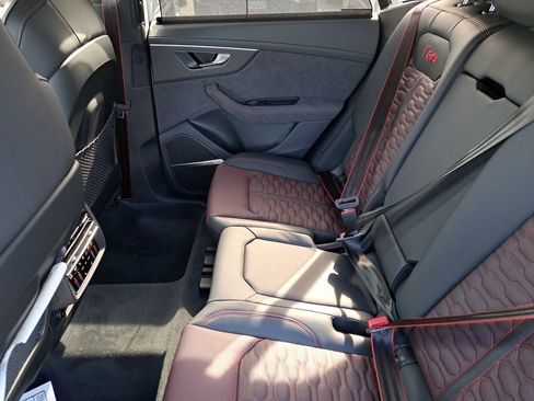 New 2026 Audi RS Q8 performance image 26