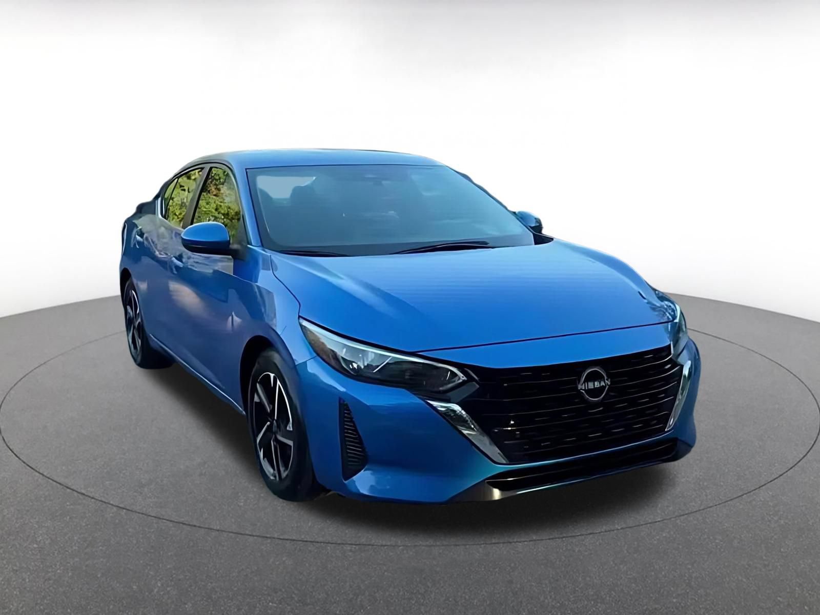 Used 2025 Nissan Sentra SV FWD image 3