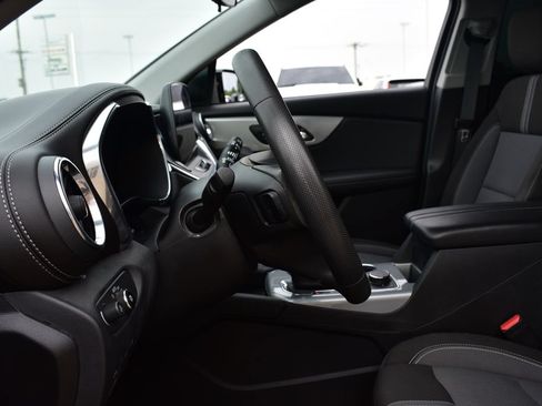 Used 2023 Chevrolet Blazer LT AWD/4WD image 39