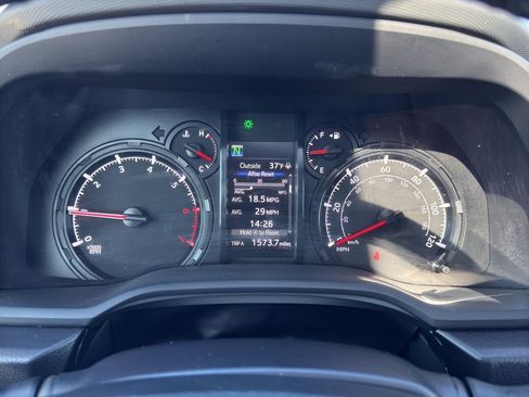 Used 2024 Toyota 4Runner SR5 Premium w/ Moonroof Package image 23