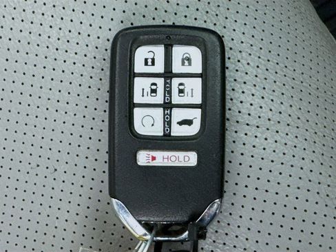 Used 2020 Honda Odyssey Elite image 43