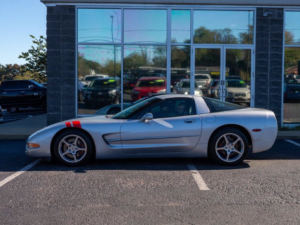 Used 1997 Chevrolet Corvette Coupe w/ Memory Pkg RWD image 5